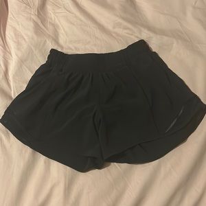 NWOT Lululemon Shorts - Size 4